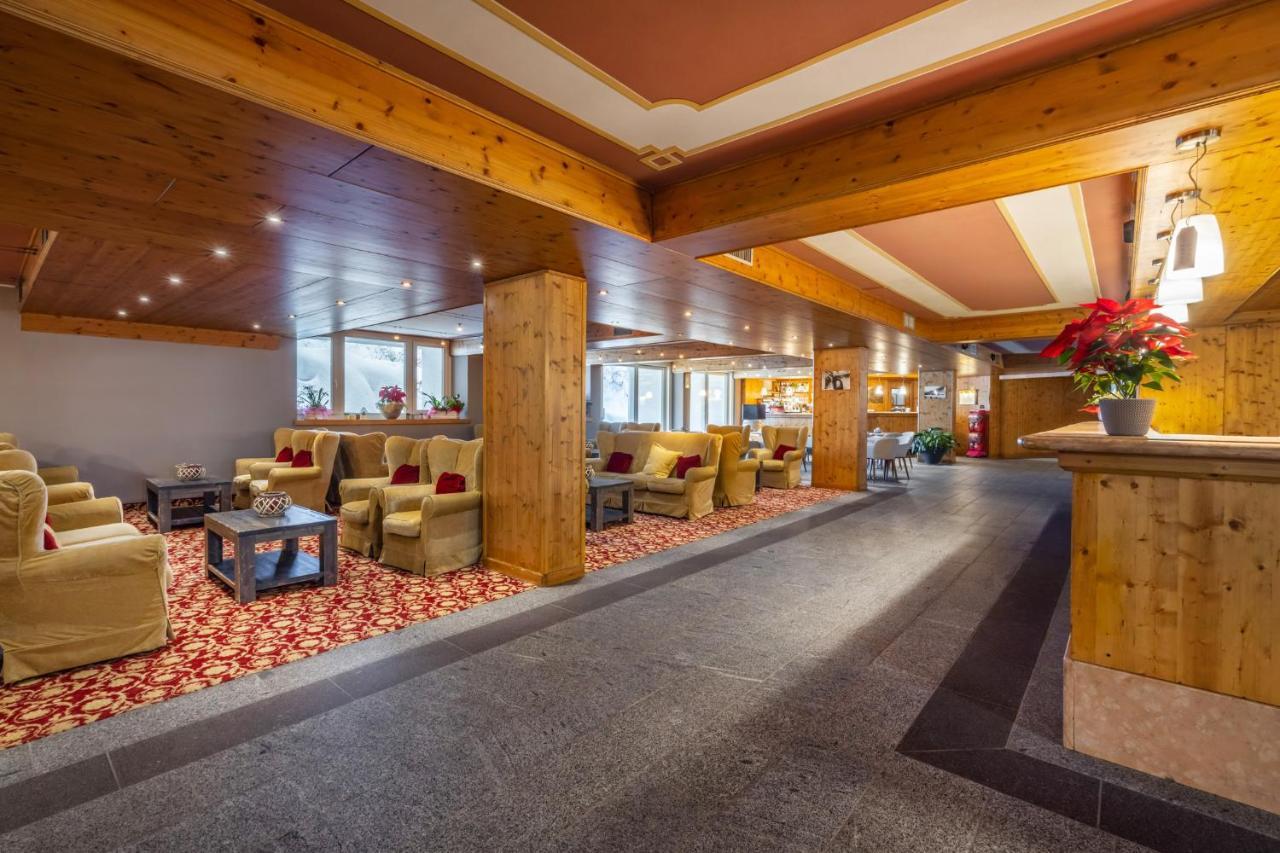 Hotel Piandineve باسو ديل تونالي المظهر الخارجي الصورة
