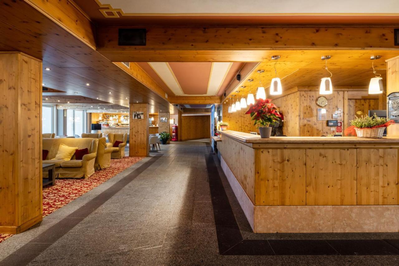 Hotel Piandineve باسو ديل تونالي المظهر الخارجي الصورة